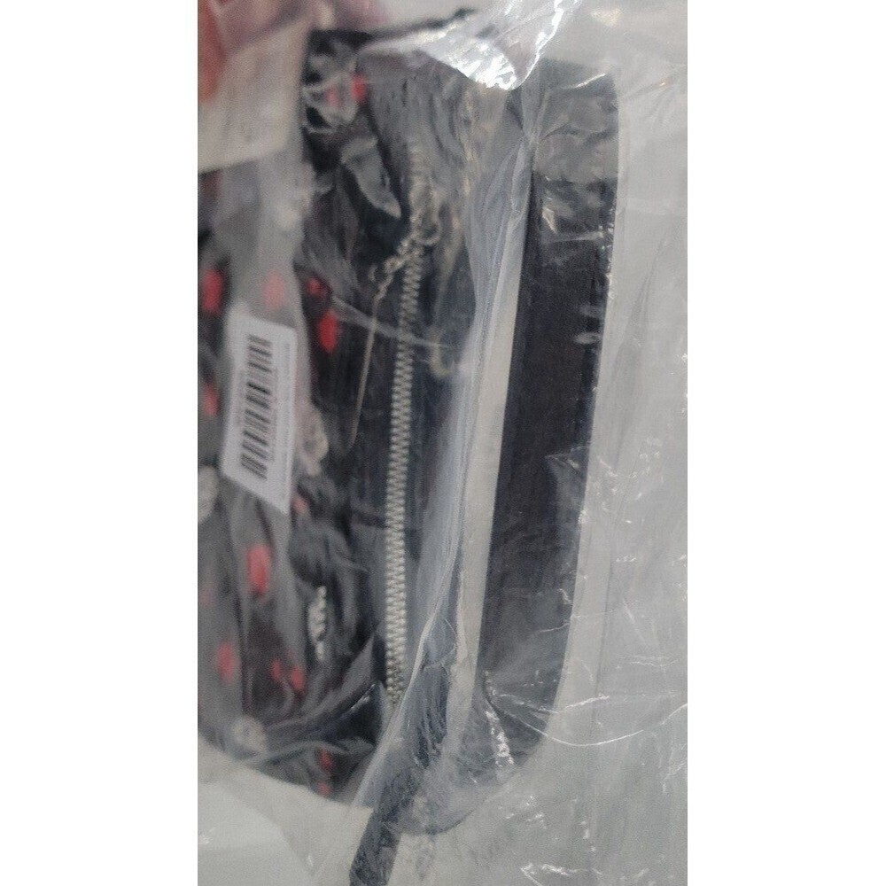 Her Universe Friday The 13th Jason Mask & Blood Baguette Bag NWT - Picture 3 of 4